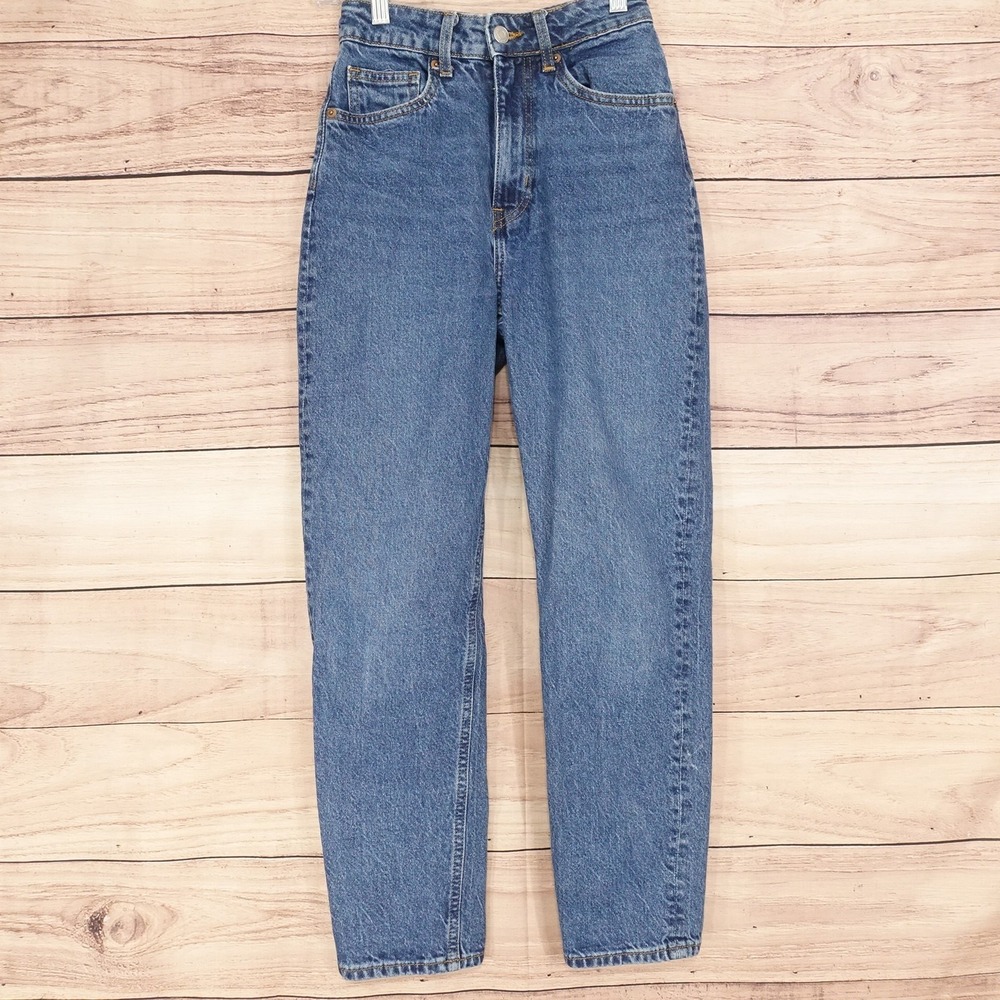 H&M Relaxed Tapered High Rise Jeans Womens 0 Blue Med Wash Stretch 23x25.5 Denim
